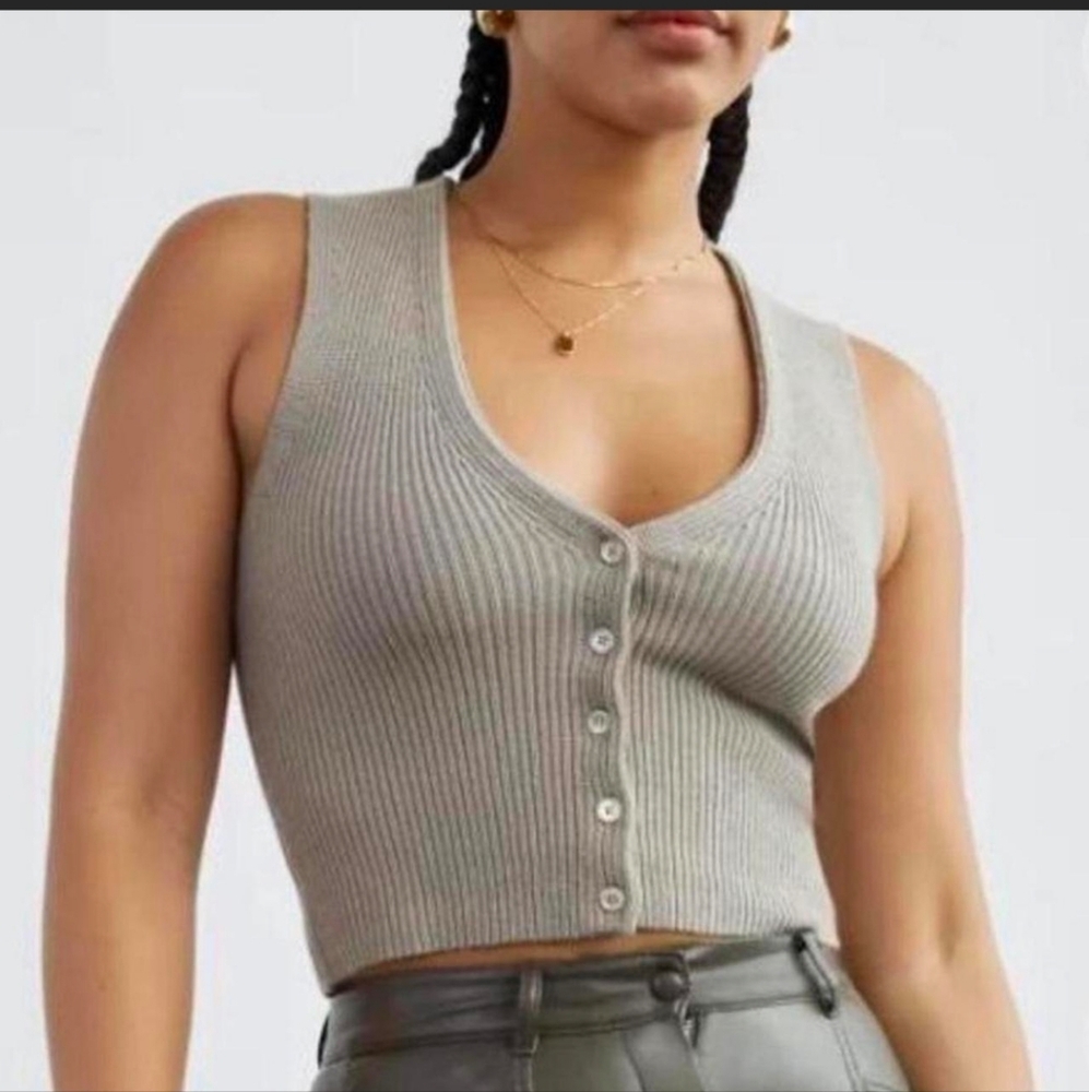 Aritzia Wilfred Anya Sweater Vest